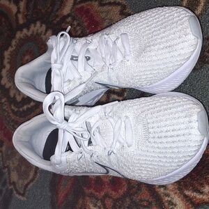 Nike React Flyknit Women's White/silver Size US 8.5